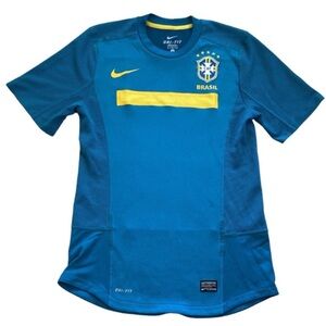 Brazil Soccer Away Jersey Mens Medium 2011-12 Nike Dri Fit CBF Football Brasil